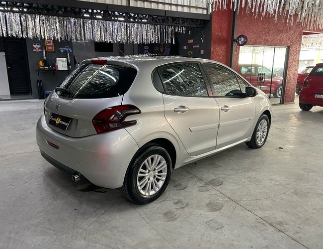 Imagem exterior do veículo 208 2017 1.6 Allure 16V Flex 4P Automático 