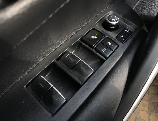 Imagem exterior do veículo Corolla 2024 2.0 Vvt-Ie Flex Xei Direct Shift 