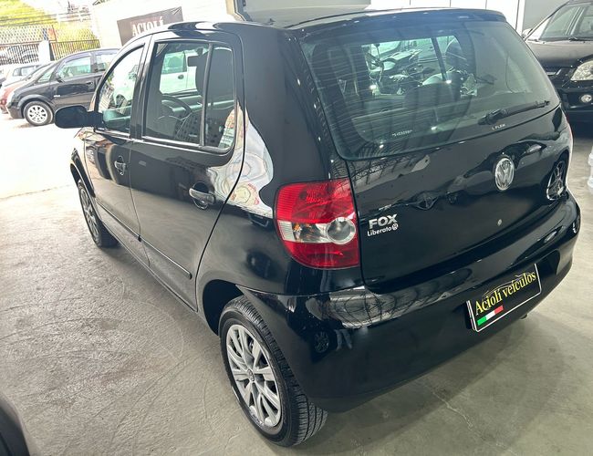 Imagem exterior do veículo Fox 2005 1.0 Mi City 8V Flex 4P Manual 