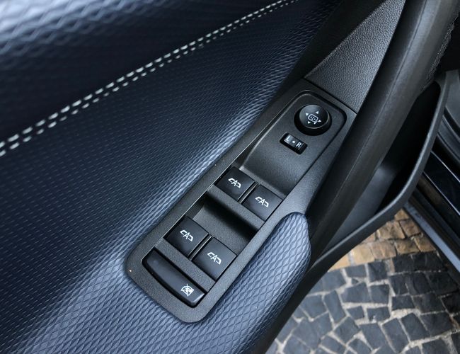 Imagem exterior do veículo Tracker 2023 1.2 Turbo Flex Premier Automático 