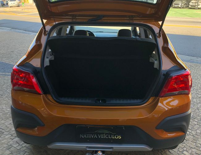 Imagem exterior do veículo Onix 2017 1.4 Mpfi Activ 8V Flex 4P Automático 