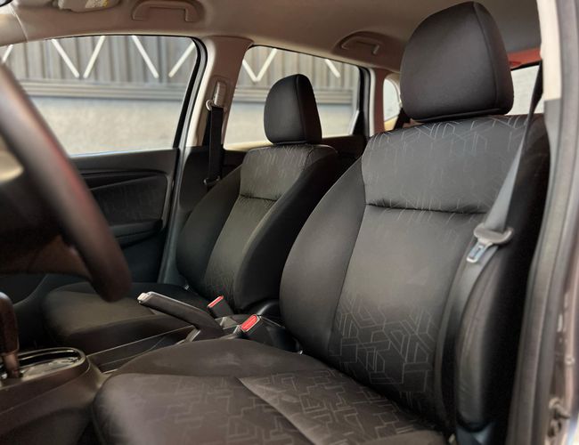 Imagem exterior do veículo Fit 2015 1.5 Lx 16V Flex 4P Automático 