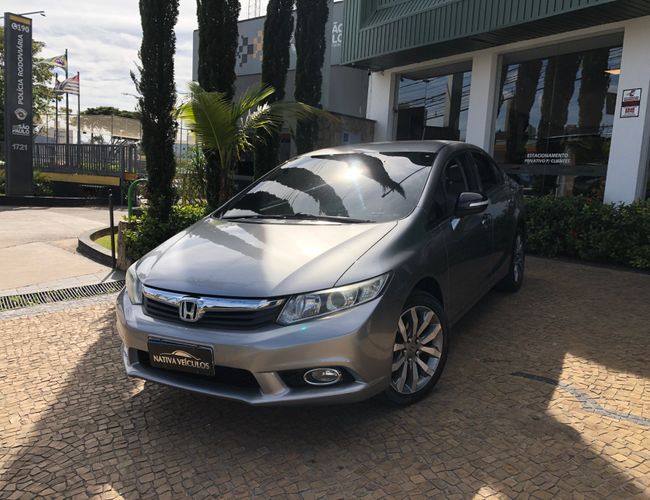 Imagem exterior do veículo Civic 2014 1.8 Lxs 16V Flex 4P Manual 