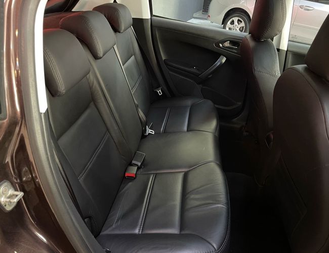 Imagem exterior do veículo 208 2015 1.6 Griffe 16V Flex 4P Automático 