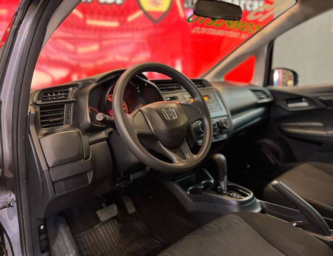 Imagem exterior do veículo Fit 2015 1.5 Lx 16V Flex 4P Automático 