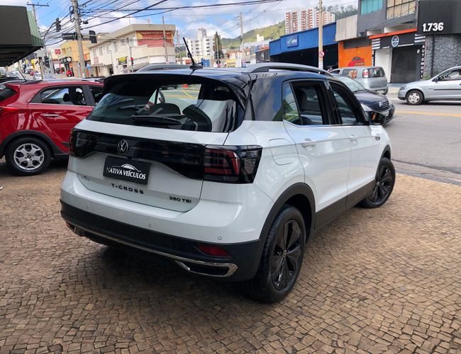 Imagem exterior do veículo T-Cross 2024 1.4 250 Tsi Total Flex Highline Automático 