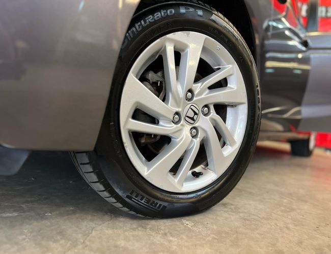 Imagem exterior do veículo Fit 2015 1.5 Lx 16V Flex 4P Automático 