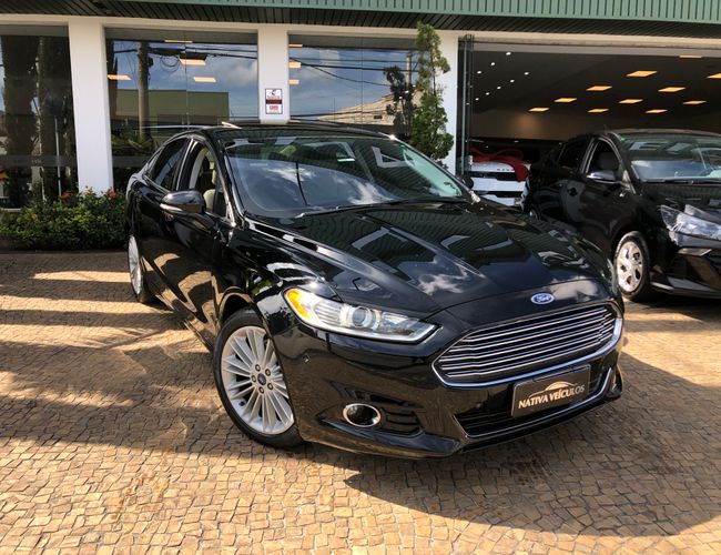 Imagem exterior do veículo Fusion 2016 2.0 Titanium Awd 16V Gasolina 4P Automático 