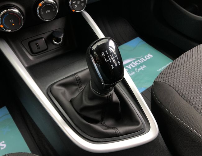 Imagem exterior do veículo Onix 2025 1.0 Flex Plus Lt Manual 