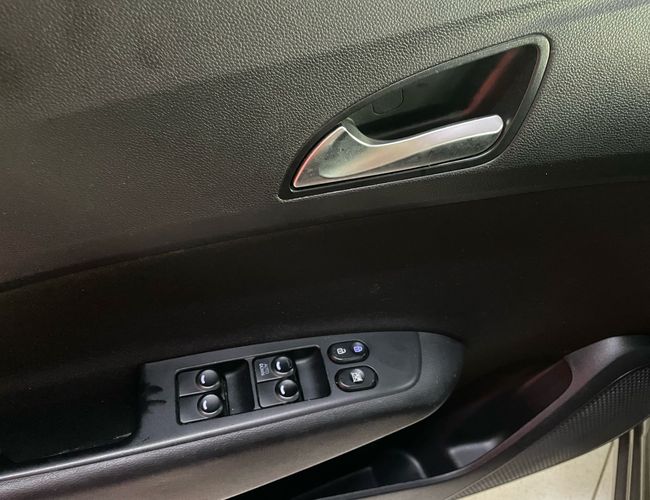 Imagem exterior do veículo Hb20 2017 1.6 Comfort Plus 16V Flex 4P Manual 