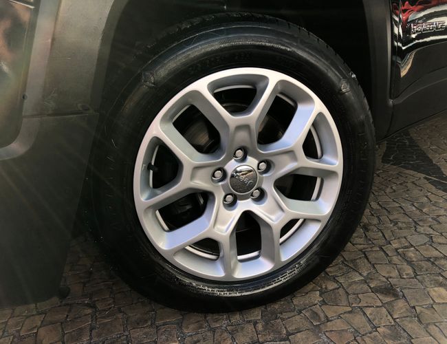 Imagem exterior do veículo Renegade 2018 1.8 16V Flex Sport 4P Manual 