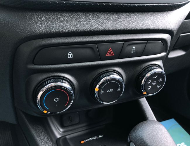 Imagem exterior do veículo Tracker 2023 1.2 Turbo Flex Premier Automático 