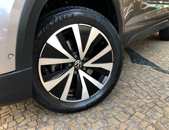 Imagem exterior do veículo Taos 2023 1.4 250 Tsi Total Flex Highline Automático 