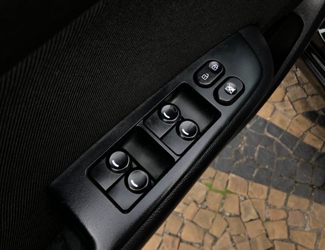 Imagem exterior do veículo Hb20 2015 1.0 Comfort 12V Flex 4P Manual 