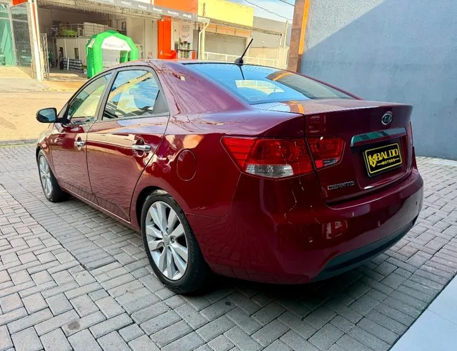 Imagem 5 – Cerato 2012 1.6 E.221 Sedan 16V Gasolina 4P Automático