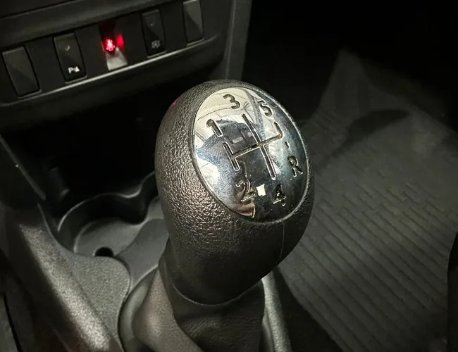Imagem 16 – Logan 2025 Logan Zen Flex 1.0 12V 4P Mec.