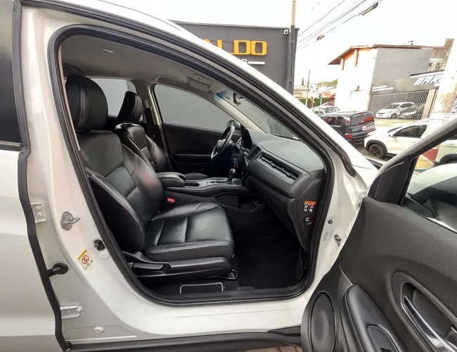 Imagem exterior do veículo Hr-V Exl 1.8 Flexone 16V 5P Aut. 2016 Hr-V Exl 1.8 Flexone 16V 5P Aut. 
