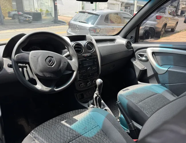 Imagem exterior do veículo Duster 2018 1.6 16V Sce Flex Expression Manual