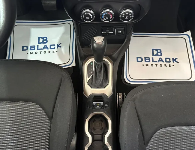 Imagem 17 – Renegade 2016 1.8 16V Flex Sport 4P Automático