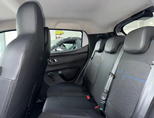 Imagem 10 – Kwid 2025 1.0 12V Sce Flex Intense Manual
