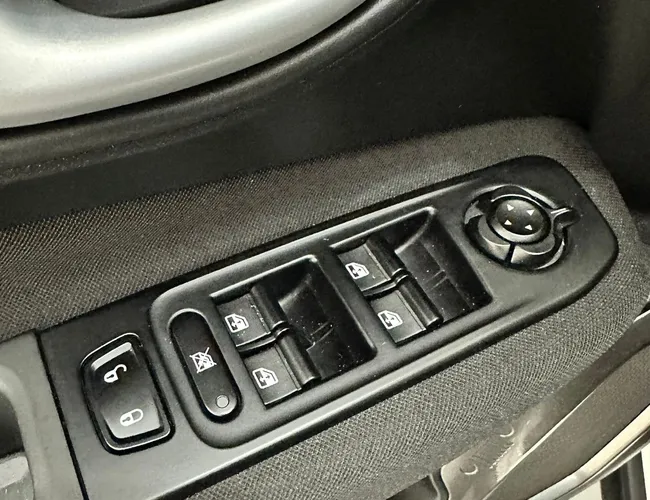 Imagem 19 – Renegade 2023 1.3 T270 Turbo Flex Sport At6