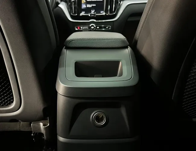 Imagem 13 – Xc60 2020 2.0 T8 Hybrid Momentum Awd Geartronic