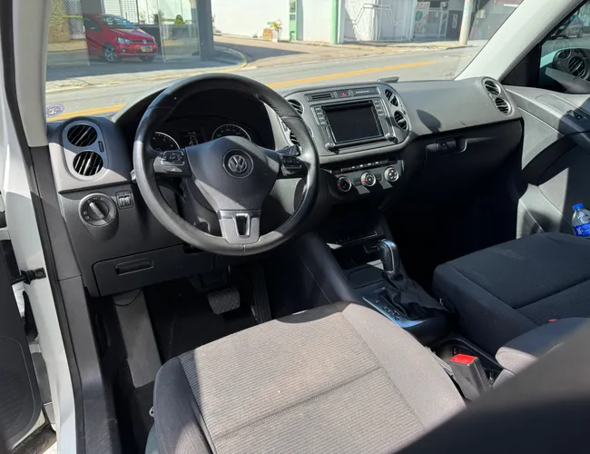 Imagem exterior do veículo Tiguan 2017 1.4 Tsi 16V Turbo Gasolina 4P Dsg