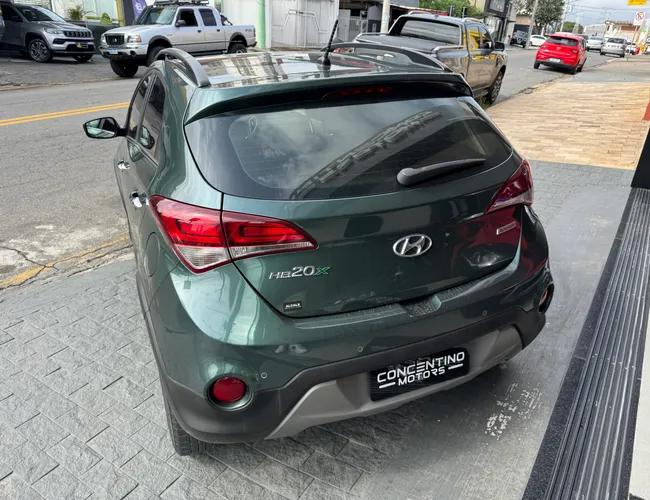 Imagem exterior do veículo Hb20x 2018 1.6 16V Premium Flex 4P Automático