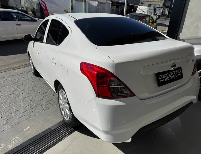 Imagem exterior do veículo Versa 2019 1.6 16V Flexstart S 4P Manual