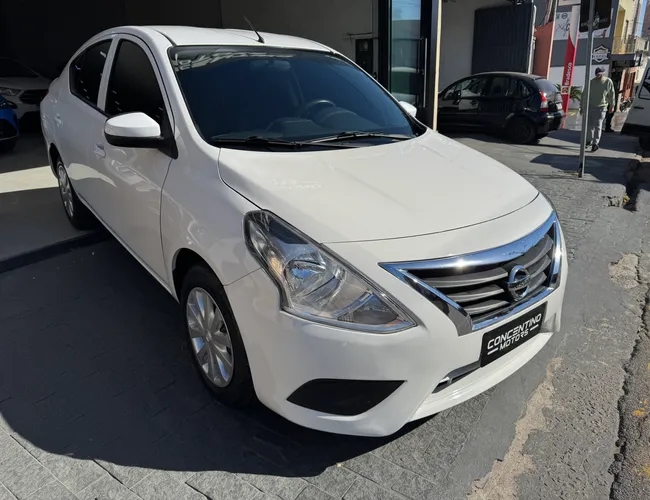 Imagem exterior do veículo Versa 2019 1.6 16V Flexstart S 4P Manual