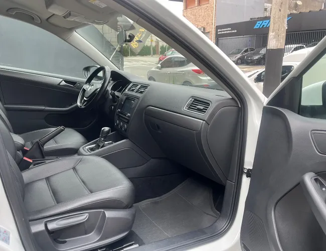 Imagem 13 – Jetta 2018 1.4 250 Tsi Total Flex Comfortline Tiptronic