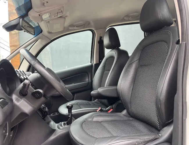 Imagem 10 – C3 Picasso 2014 1.6 Flex Exclusive Manual