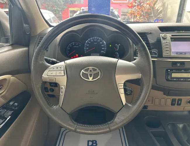 Imagem 12 – Hilux Sw4 2013 3.0 Srv 4X4 16V Turbo Intercooler Diesel 4P Automático