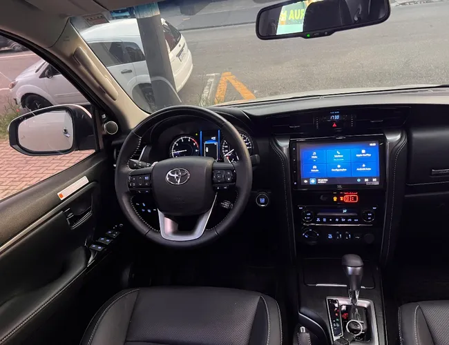 Imagem 18 – Hilux Sw4 2024 2.8 D-4D Turbo Diesel Srx Platinum 4X4 Automático
