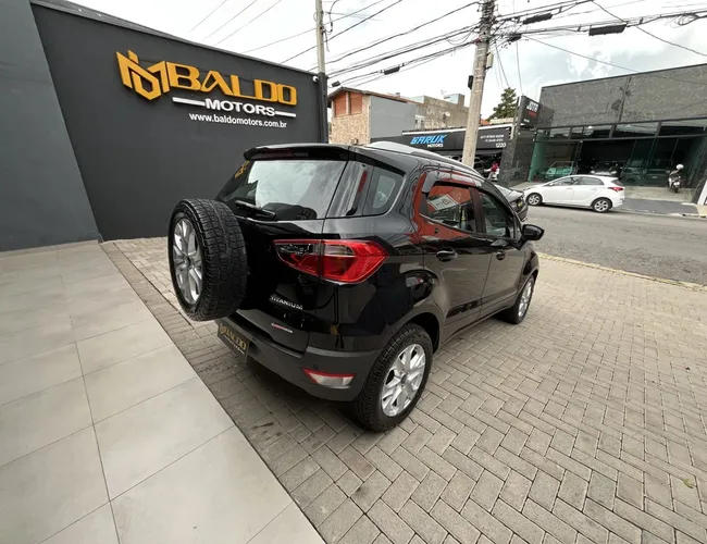 Imagem exterior do veículo Ecosport Titanium 2.0 16V Flex 5P Aut. 2013 Ecosport Titanium 2.0 16V Flex 5P Aut. 