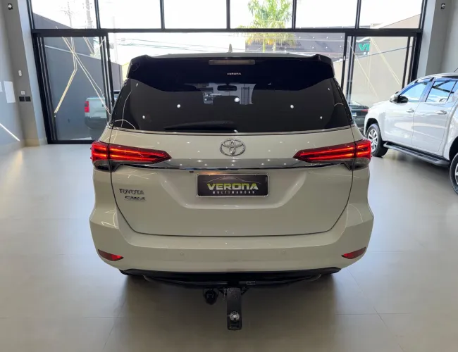 Imagem 6 – Hilux Sw4 2017 2.8 Srx 4X4 7 Lugares 16V Turbo Intercooler Diesel 4P Automático