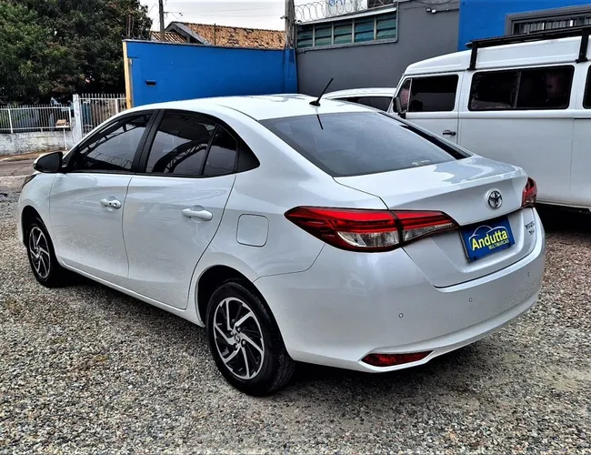 Imagem 13 – Yaris Sedan 2024 1.5 16V 4P Flex Xls Connect Multidrive Automático Cvt