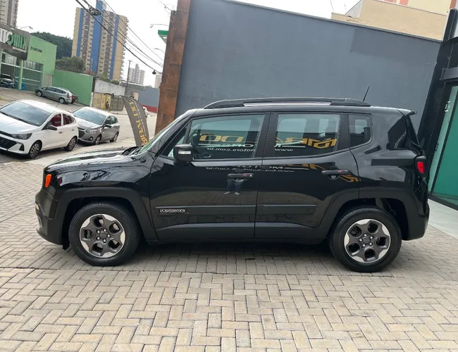 Imagem 5 – Renegade 2018 1.8 16V Flex 4P Automático