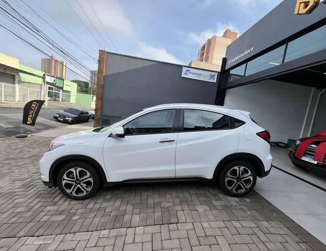 Imagem exterior do veículo Hr-V Exl 1.8 Flexone 16V 5P Aut. 2016 Hr-V Exl 1.8 Flexone 16V 5P Aut. 