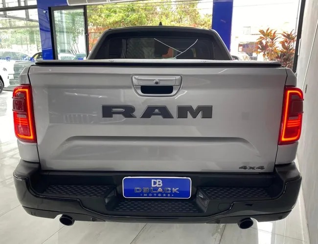 Imagem 16 – Rampage 2025 2.0 Hurricane 4 Turbo Gasolina R/T 4X4 Automático