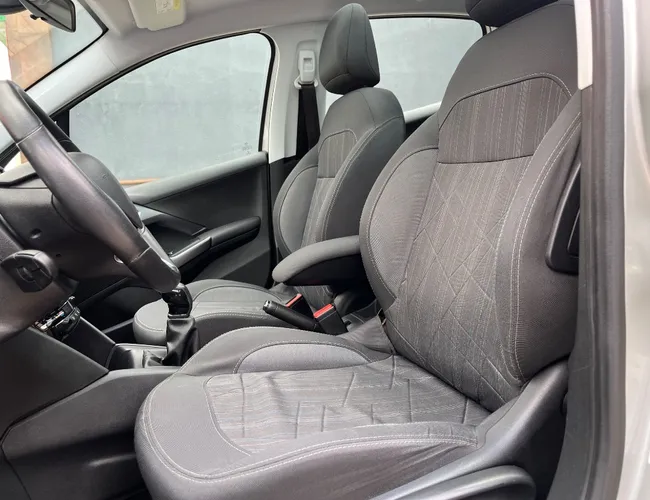 Imagem 14 – 208 2016 1.6 Griffe 16V Flex 4P Manual