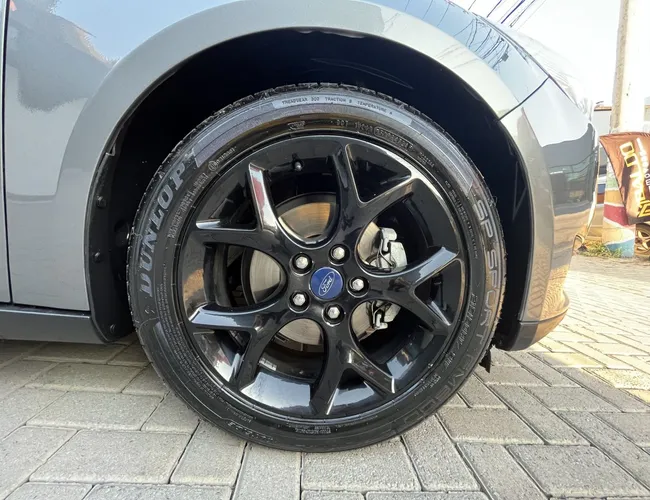 Imagem exterior do veículo Focus 2.0 16V/Se/Se Plus Flex 5P Aut. 2019 Focus 2.0 16V/Se/Se Plus Flex 5P Aut. 
