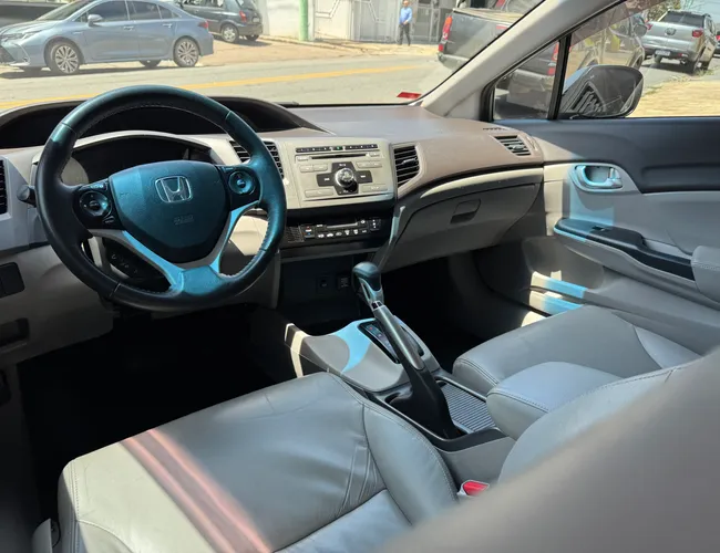 Imagem exterior do veículo Civic 2014 2.0 Lxr 16V Flex 4P Automático