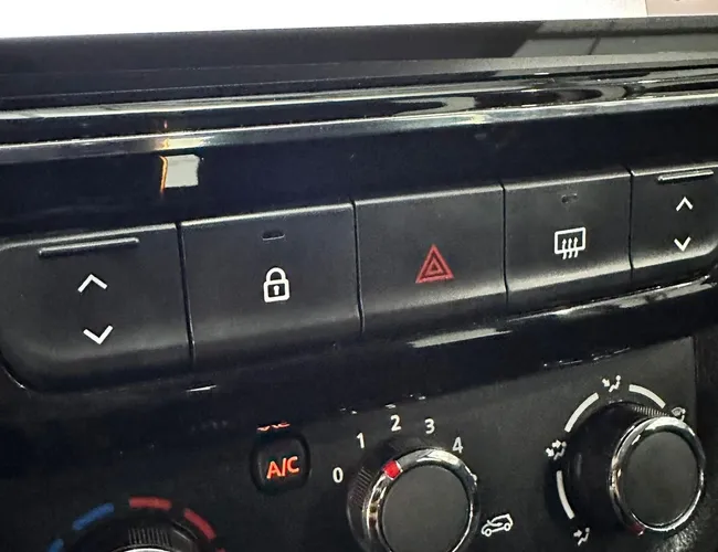 Imagem 12 – Kwid 2025 1.0 12V Sce Flex Intense Manual