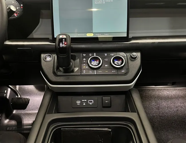 Imagem 18 – Defender 2024 3.0 D300 Turbo Diesel Mhev 110 X-Dynamic Hse Awd Automático