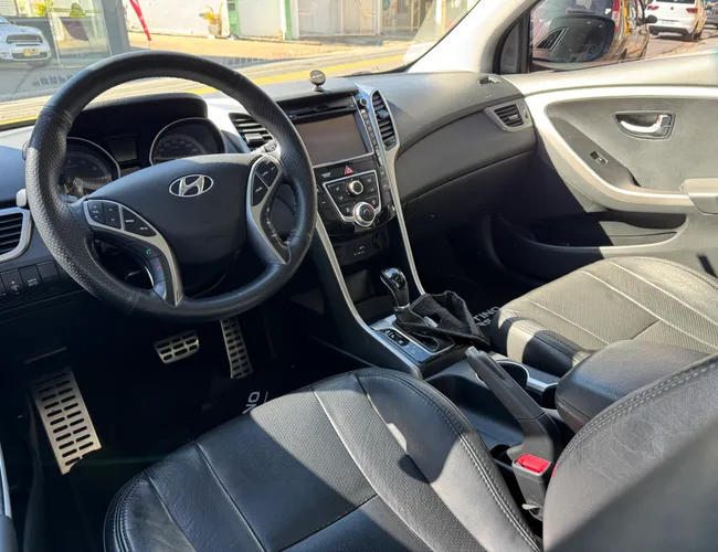 Imagem exterior do veículo I30 2016 1.8 Mpi 16V Gasolina 4P Automatico