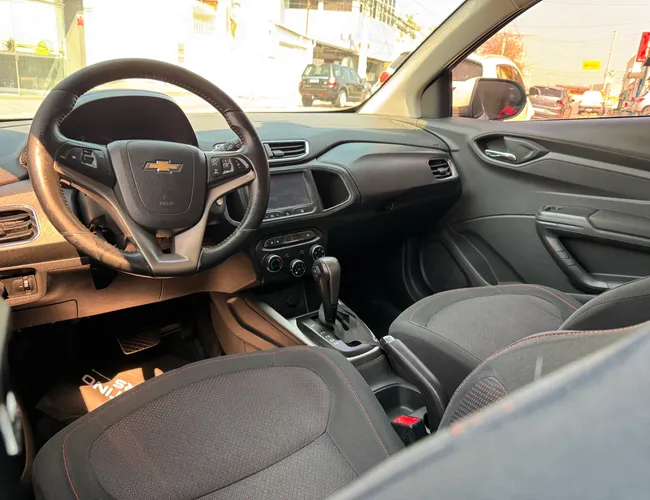 Imagem exterior do veículo Onix 2016 1.4 Mpfi Ltz 8V Flex 4P Automático