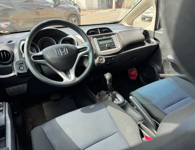 Imagem exterior do veículo Fit 2013 1.4 Lx 16V Flex 4P Automático