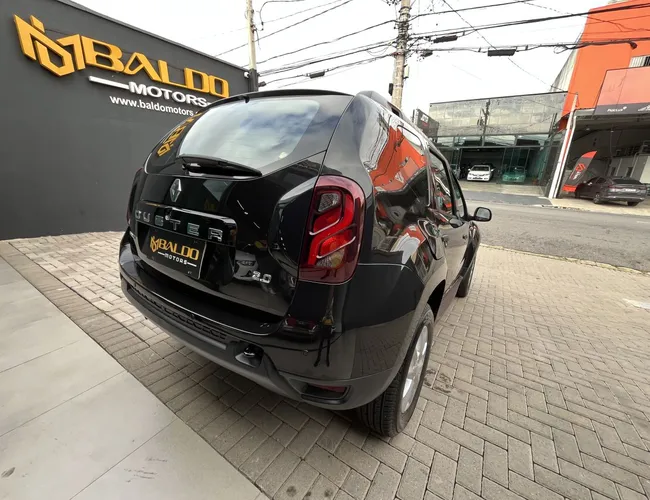 Imagem exterior do veículo Duster Expression 1.6 Hi-Flex 16V Mec. 2017 Duster Expression 1.6 Hi-Flex 16V Mec. 