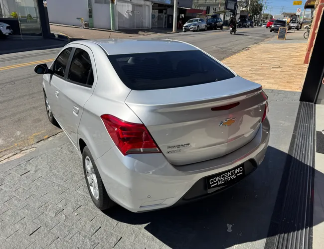 Imagem exterior do veículo Prisma 2019 1.4 Mpfi Lt 8V Flex 4P Automático